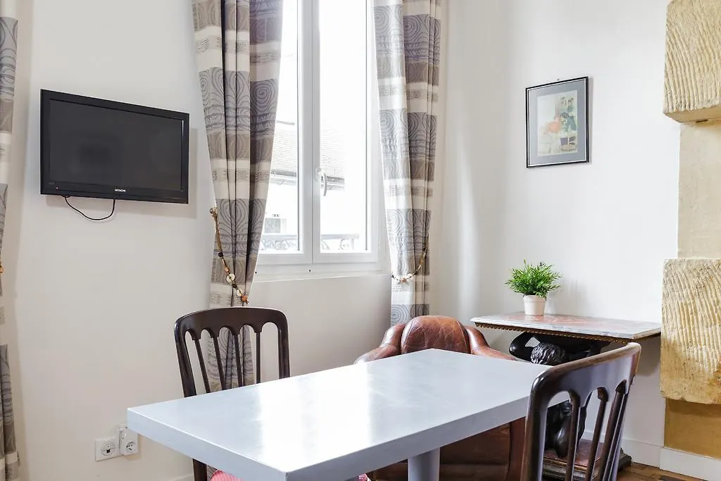 Apartment Blanc Et Gris