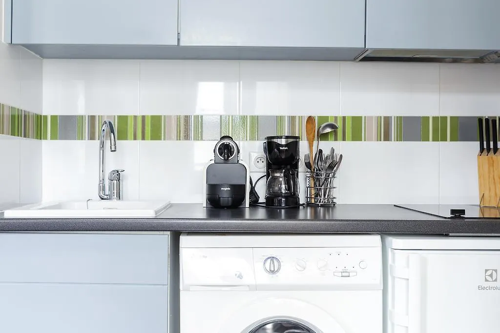 Blanc Et Gris Apartment *